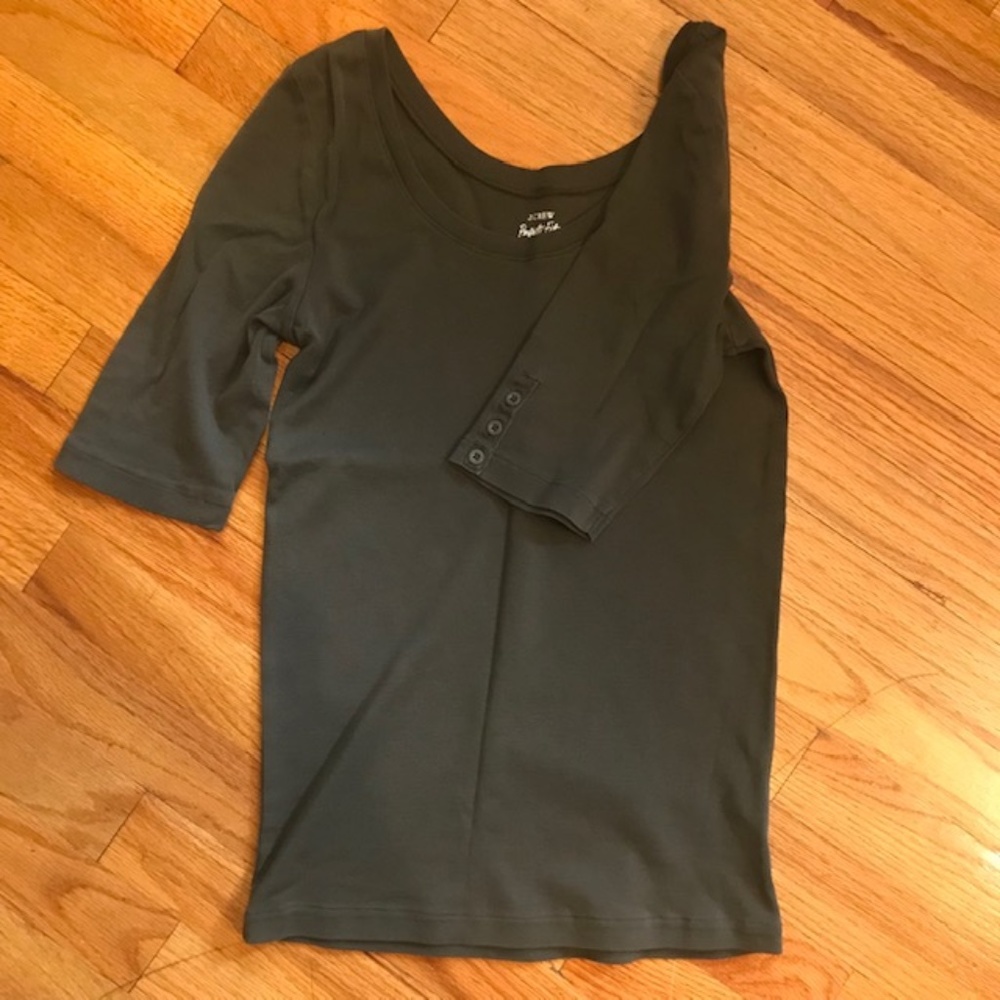 J. Crew Perfect-fit ballet button tee, Fern, Sz M